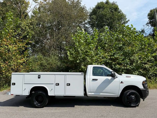 New 2026 RAM 3500 Tradesman image 6