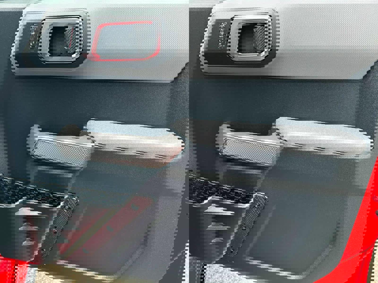 Used 2022 Ford Bronco Black Diamond image 10