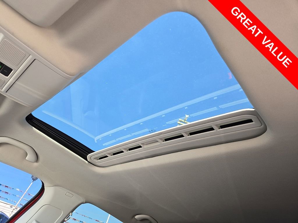 Used 2020 Volkswagen Passat 2.0T R-Line FWD image 14