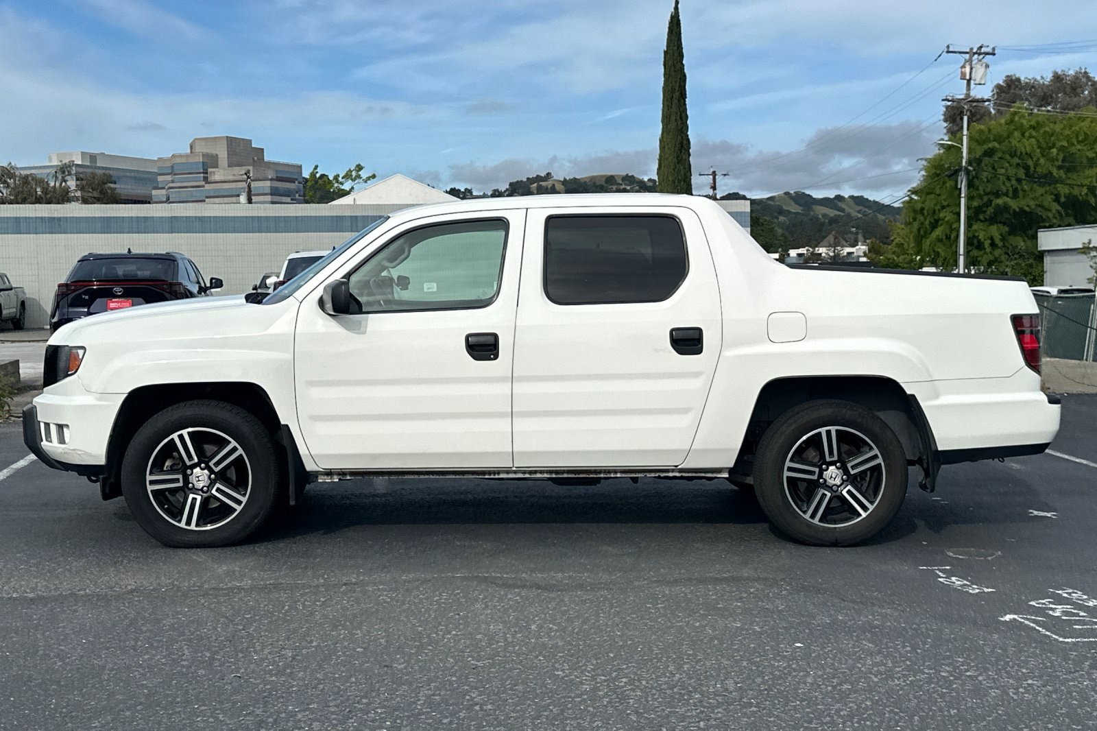 Used 2013 Honda Ridgeline Sport image 2