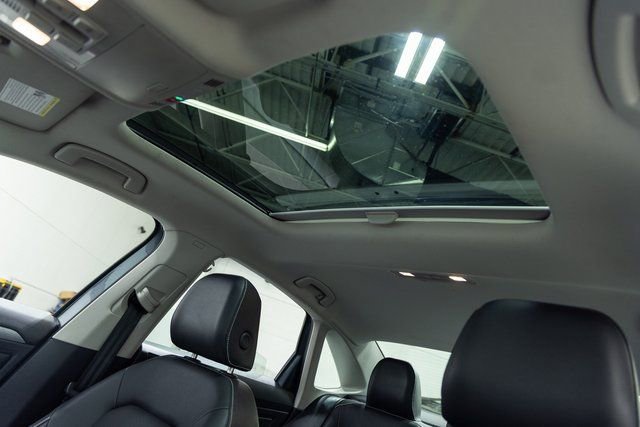 Used 2024 Volkswagen Jetta SE image 13