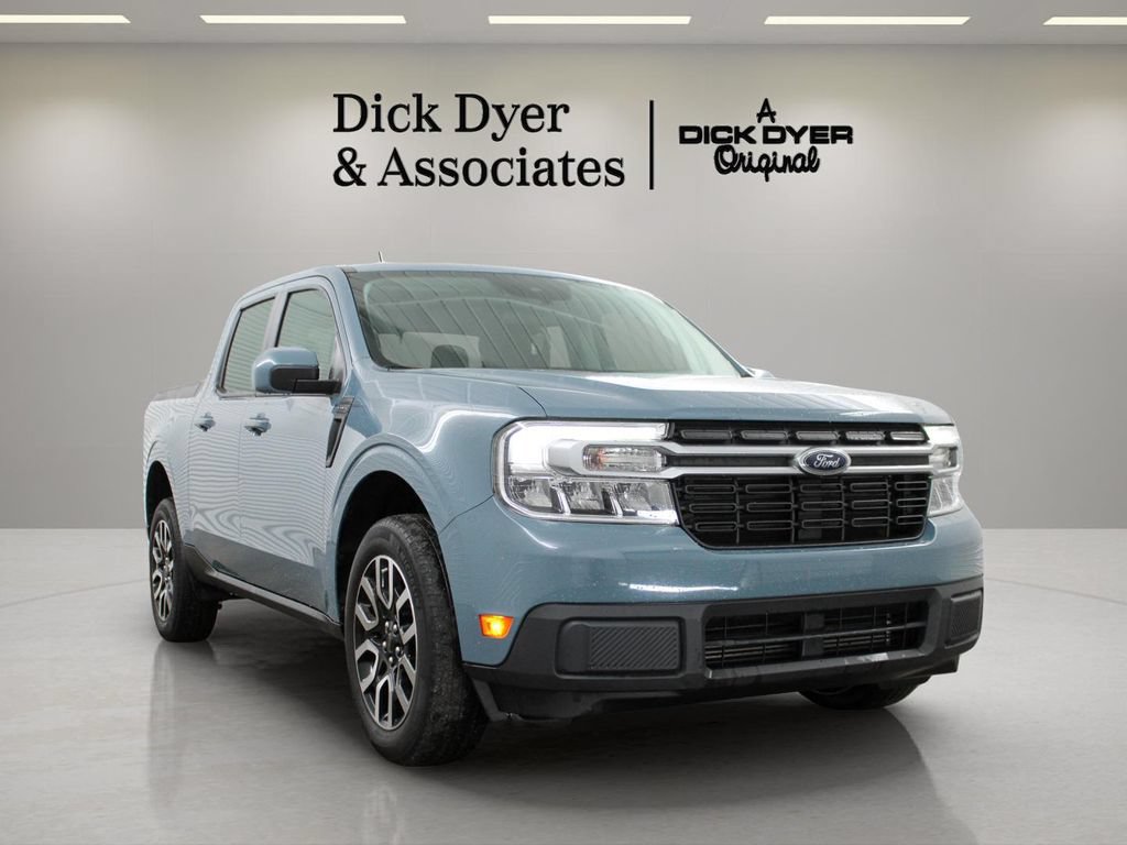 Used 2022 Ford Maverick Lariat FWD image 3