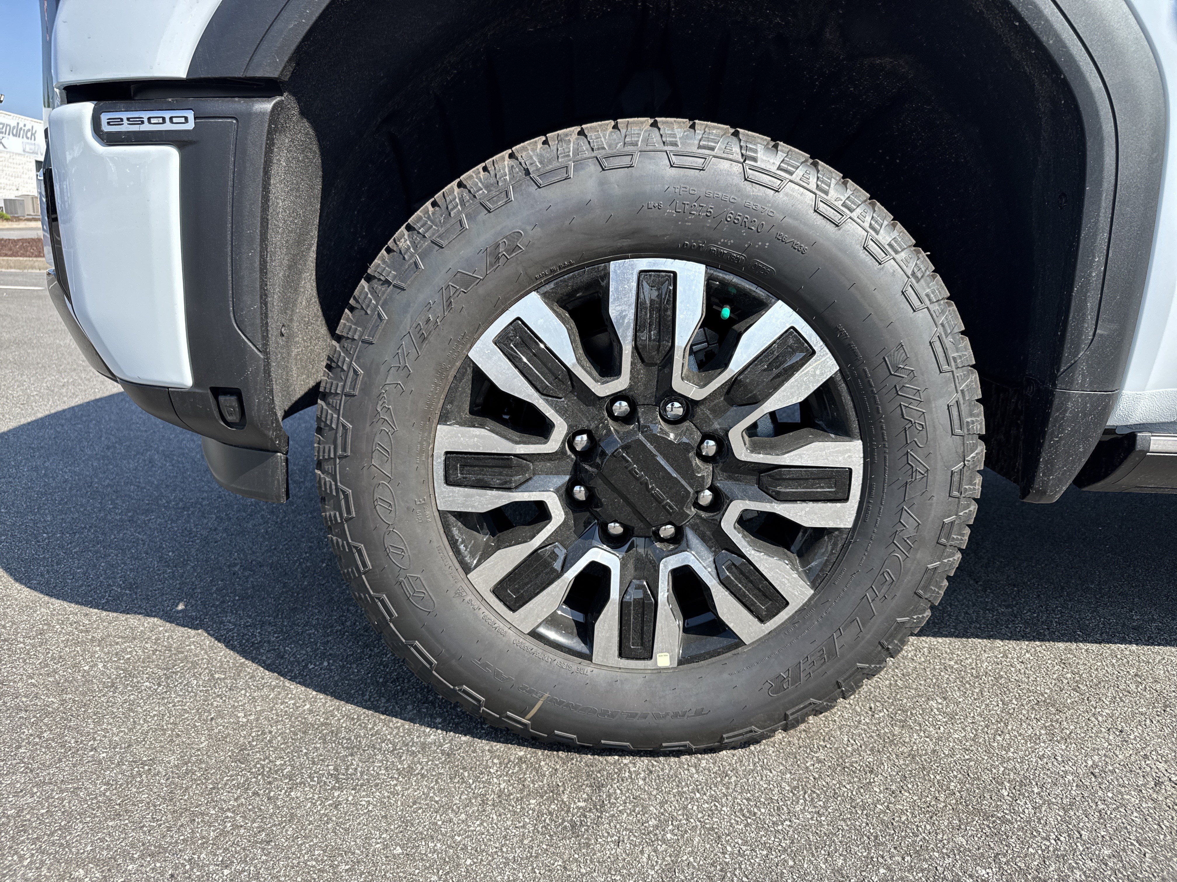New 2026 GMC Sierra 2500 Denali Ultimate AWD/4WD image 13