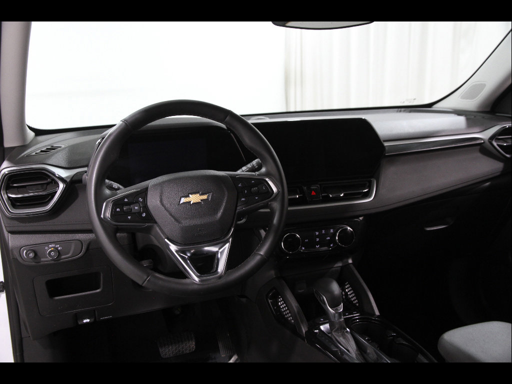 Certified 2024 Chevrolet TrailBlazer LT w/ LT Cold Weather Package image 6