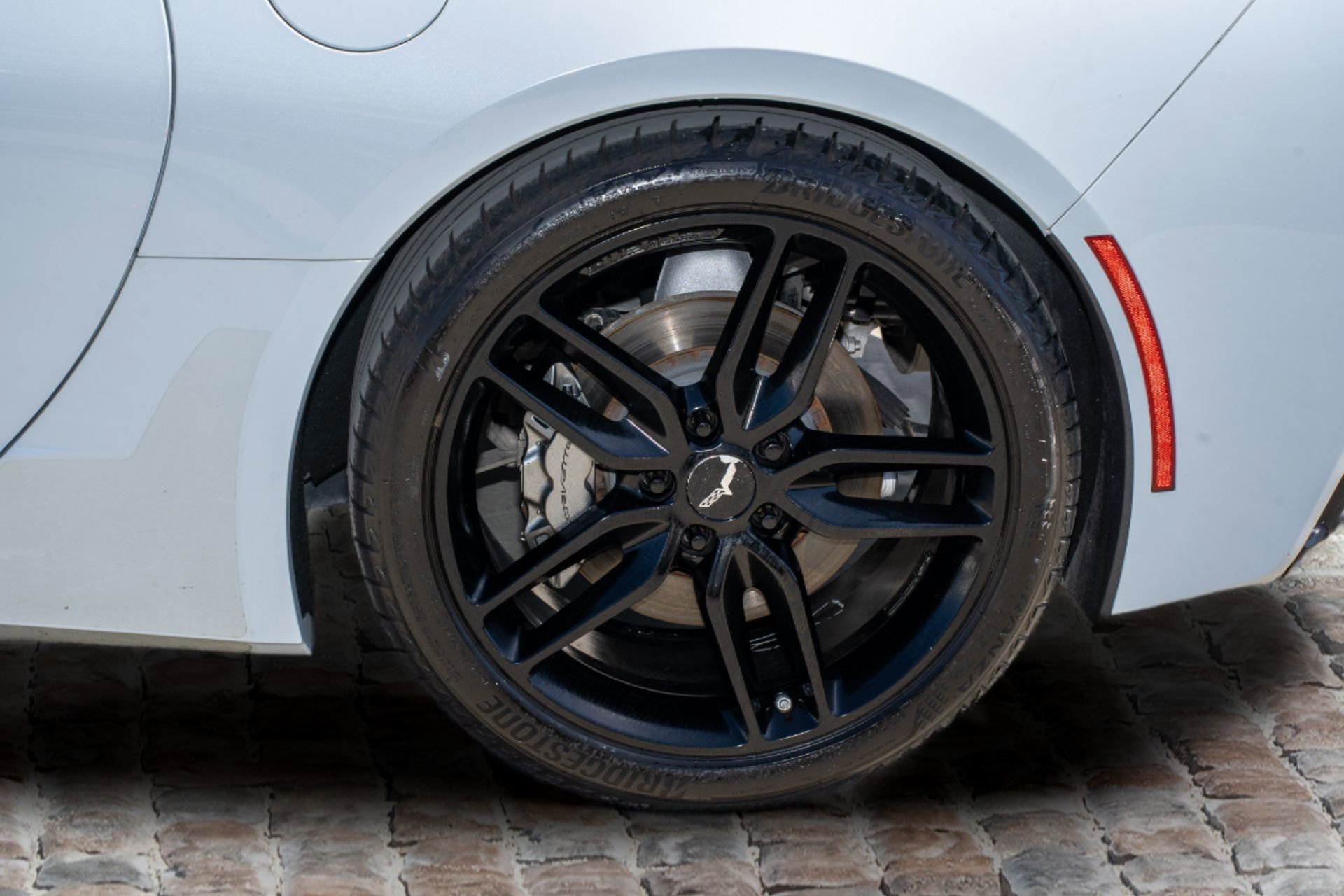 Used 2019 Chevrolet Corvette Stingray Coupe w/ 1LT image 32