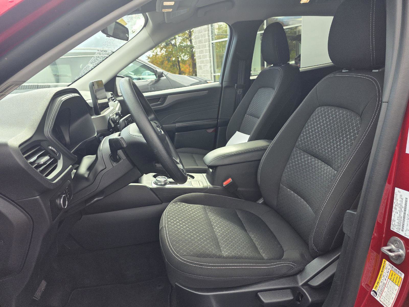 Used 2025 Ford Escape Active image 9