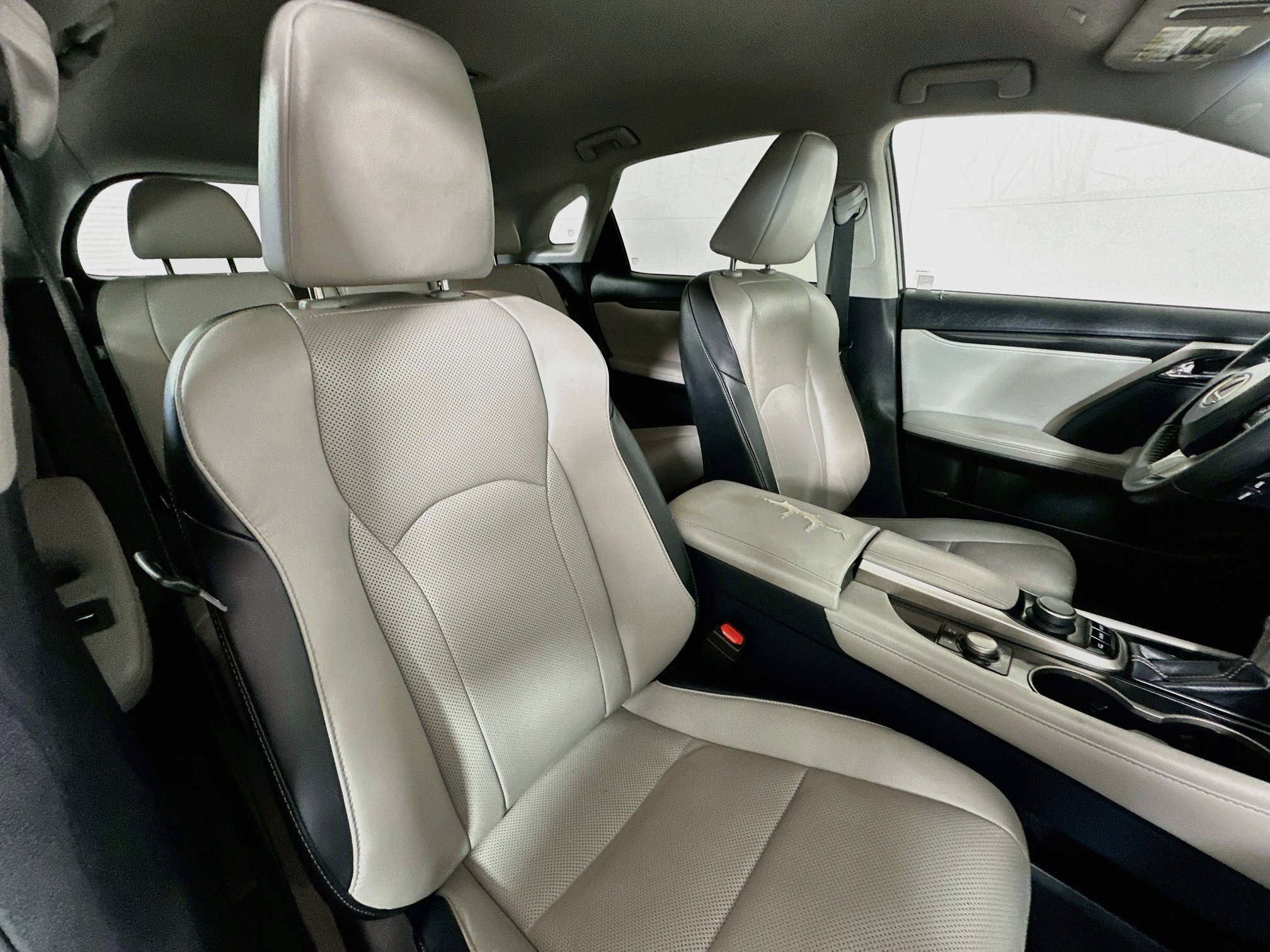 Used 2018 Lexus RX 350 AWD w/ Accessory Package image 26