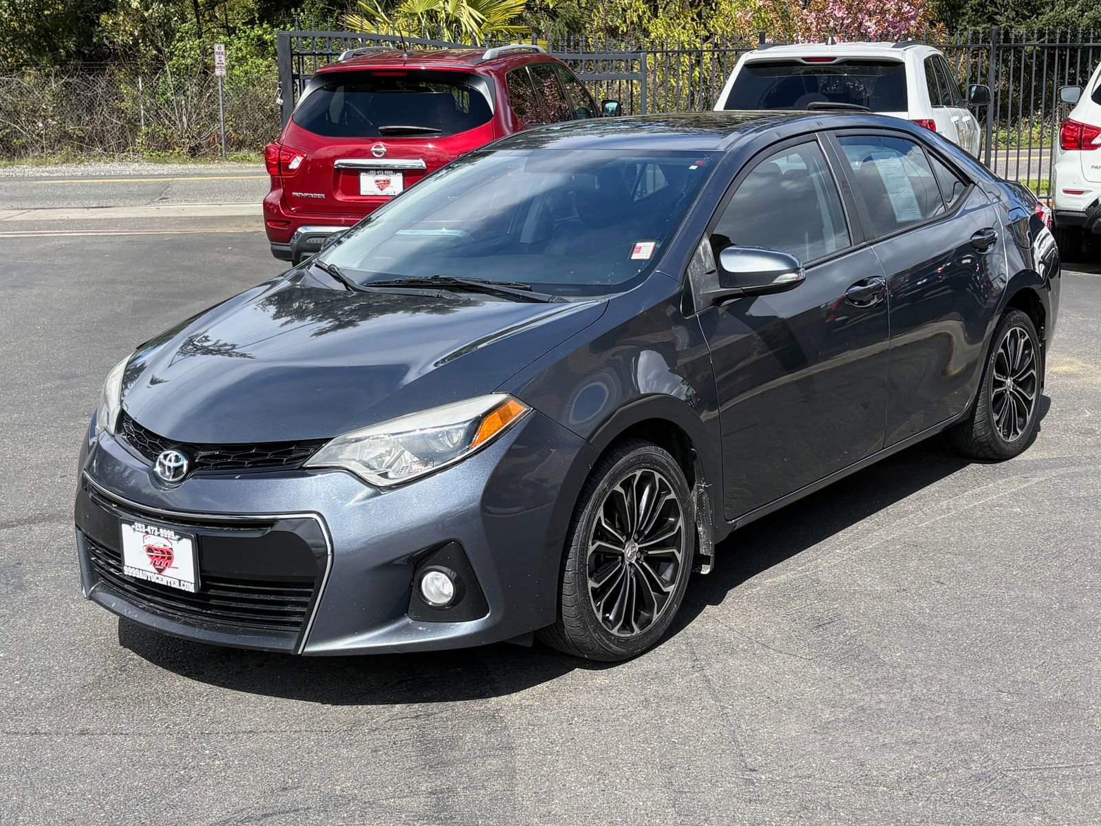 Used 2015 Toyota Corolla S FWD image 3
