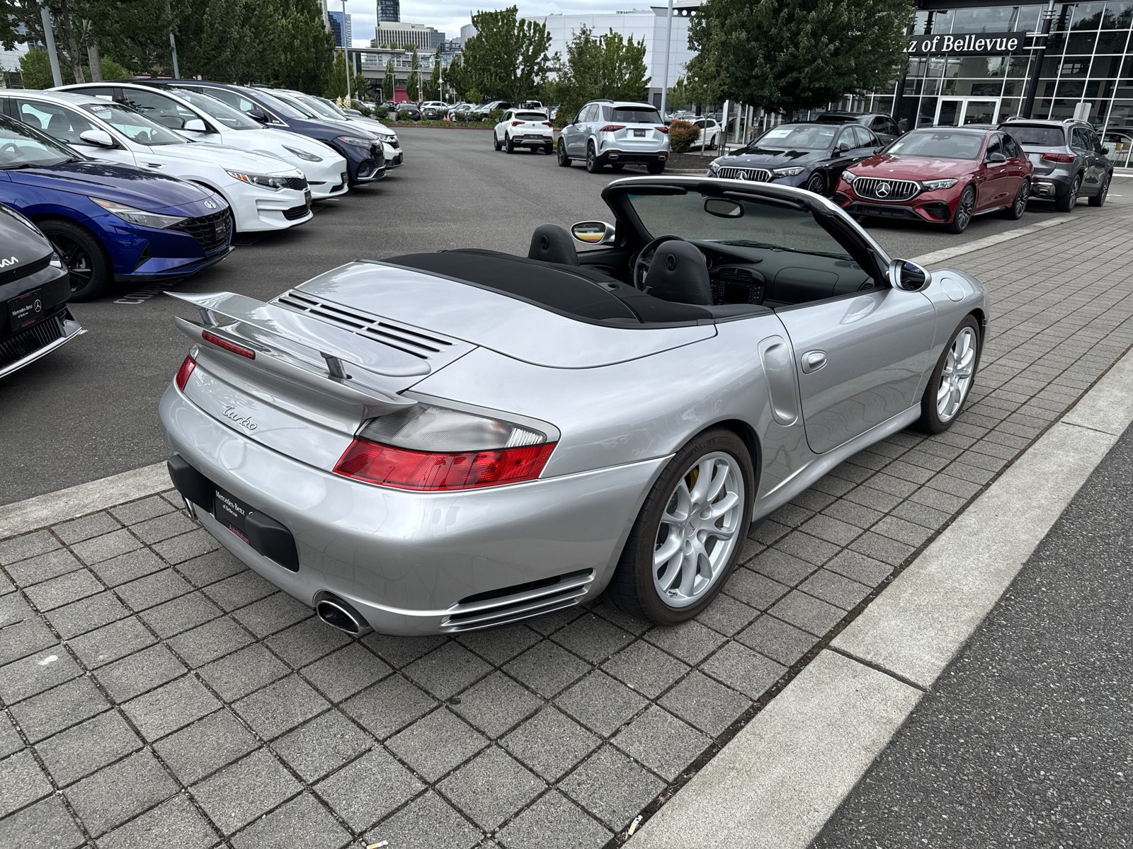 Used 2004 Porsche 911 Turbo AWD/4WD image 27