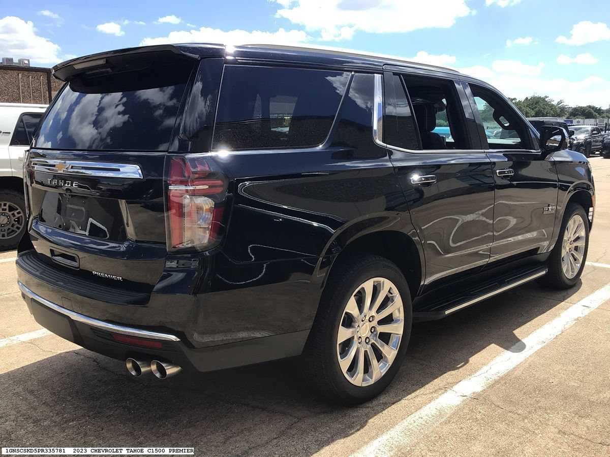 Used 2023 Chevrolet Tahoe Premier w/ Premium Package 2 RWD image 5