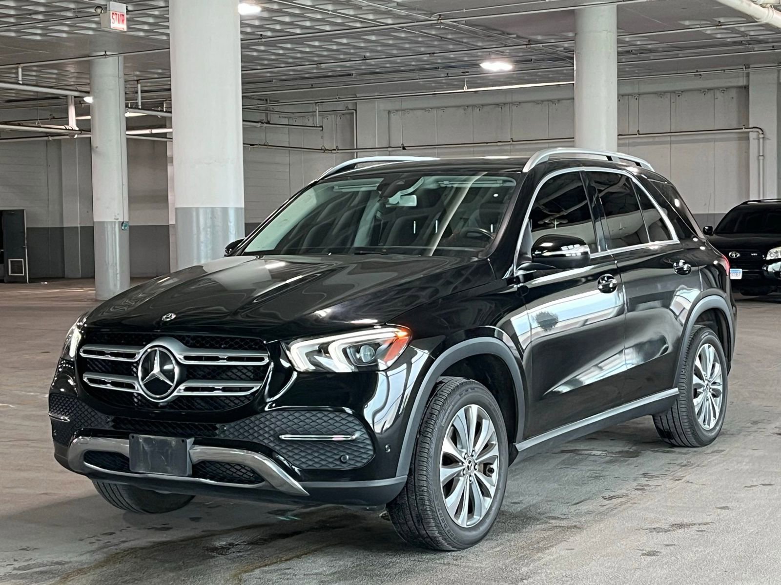 Used 2020 Mercedes-Benz GLE 350 4MATIC image 4