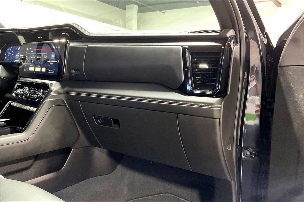Used 2024 GMC Sierra 1500 AT4X AWD/4WD image 19