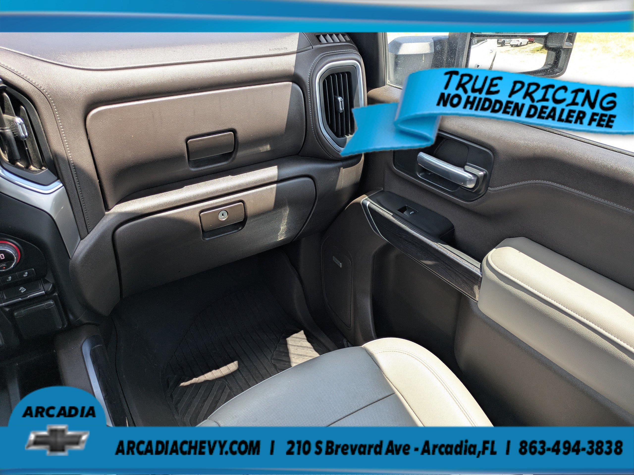 Used 2021 Chevrolet Silverado 2500 LTZ w/ LTZ Premium Package AWD/4WD image 16