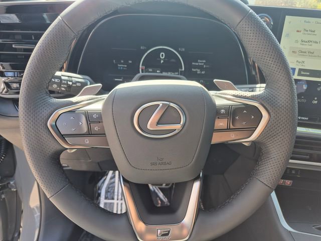 New 2026 Lexus TX 500h AWD image 17