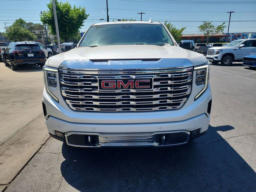 Certified 2023 GMC Sierra 1500 Denali w/ Technology Package AWD/4WD image 3
