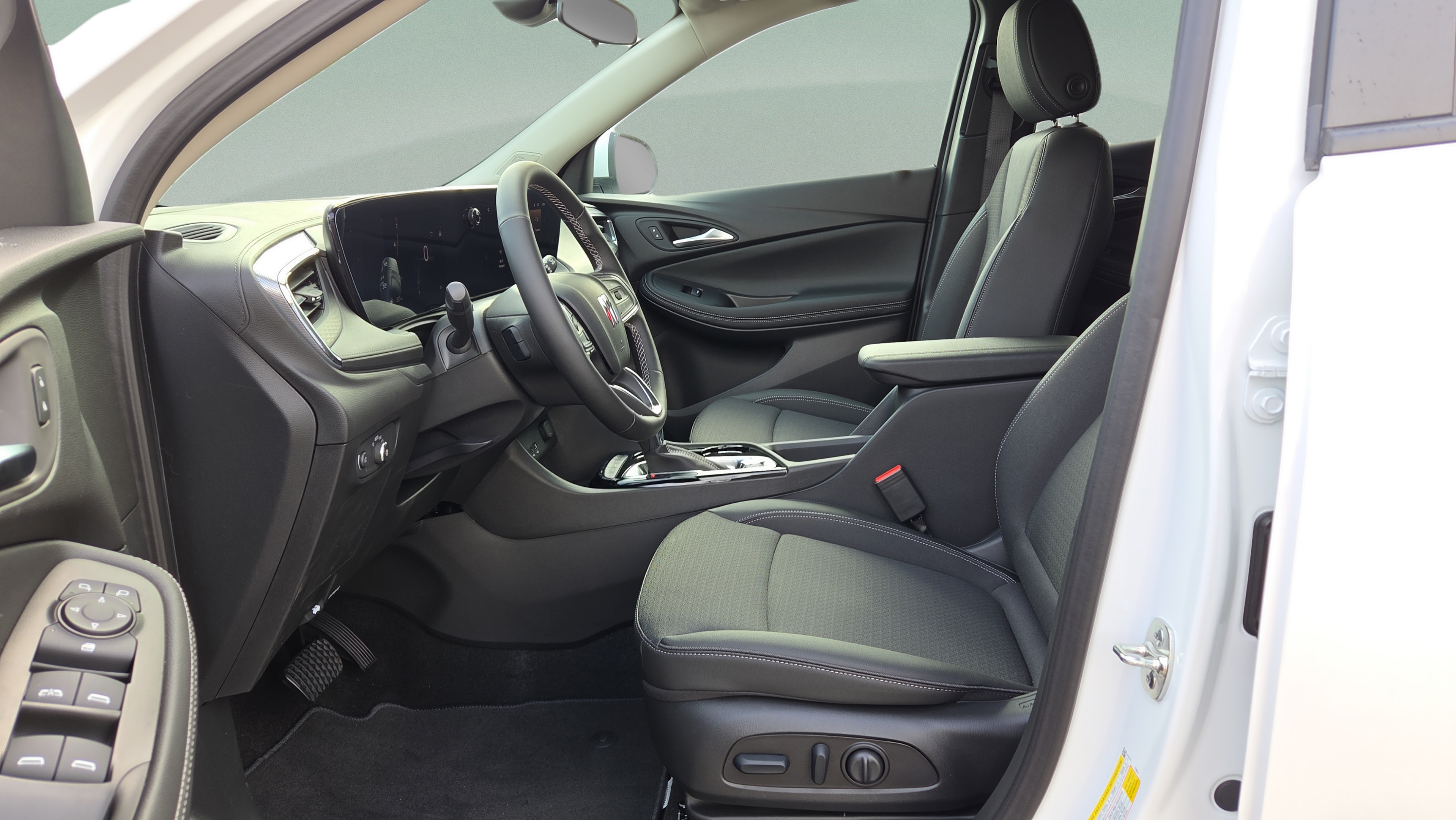 New 2026 Buick Encore GX Preferred w/ Advanced Technology Package AWD/4WD image 9