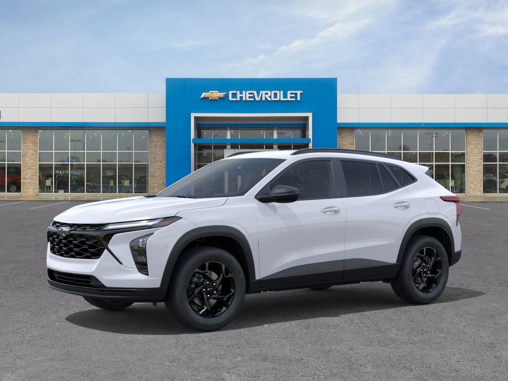 New 2026 Chevrolet Trax LT w/ Driver Confidence Package FWD image 2
