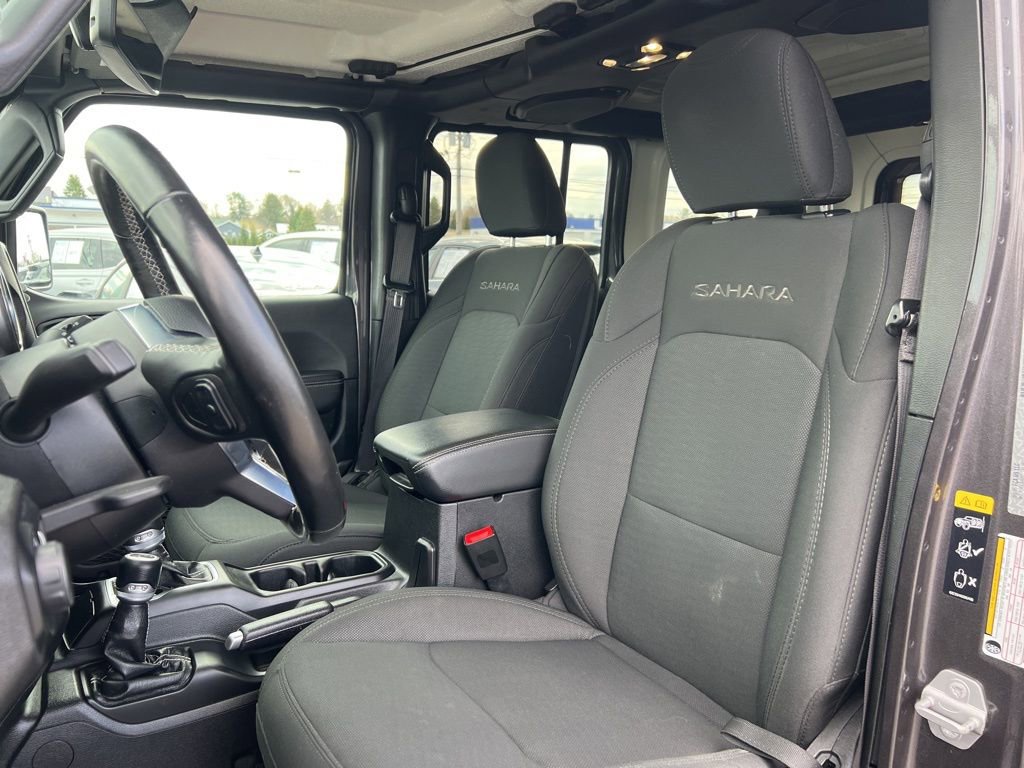 Used 2020 Jeep Wrangler Unlimited Sahara AWD/4WD image 19