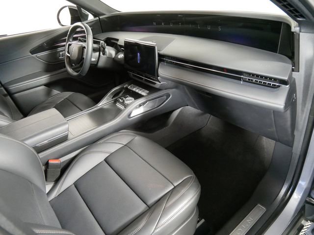 Used 2024 Lincoln Nautilus Premier w/ Jet Appearance Package AWD/4WD image 11