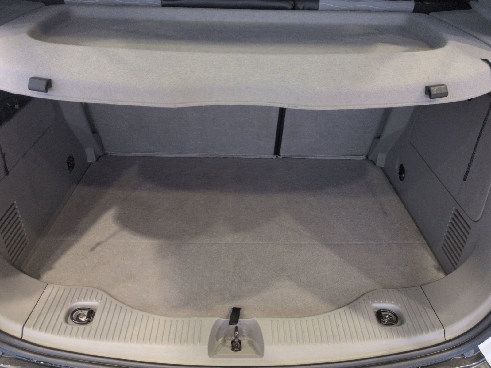 Used 2016 Buick Encore Convenience image 37