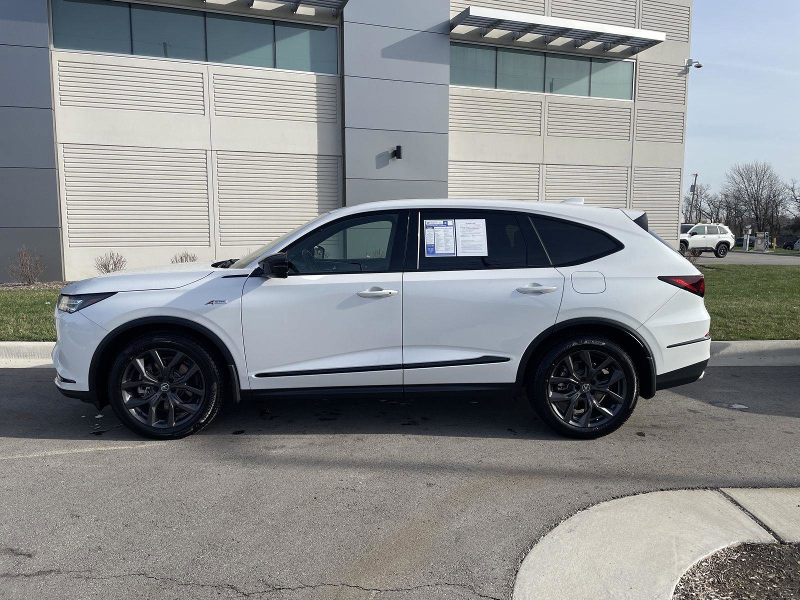 Used 2022 Acura MDX A-Spec image 5