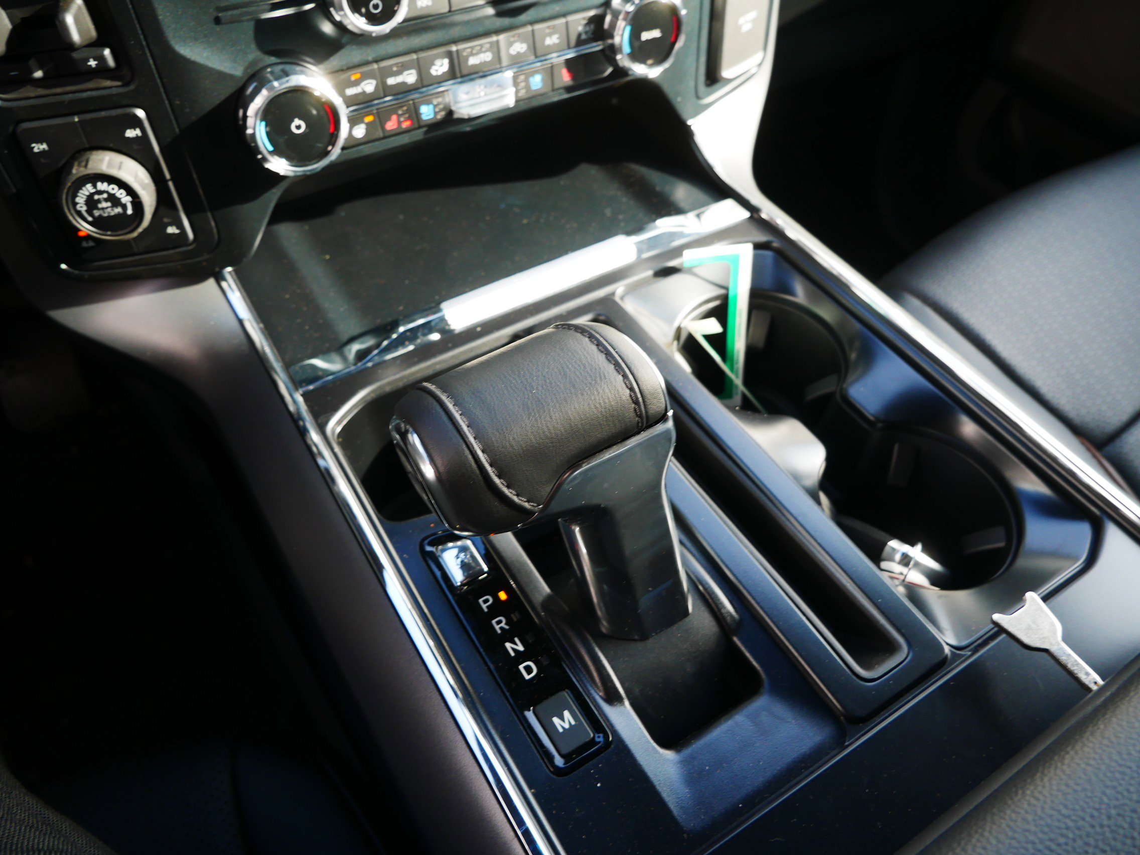 New 2025 Ford F150 Lariat w/ Equipment Group 502A High AWD/4WD image 10