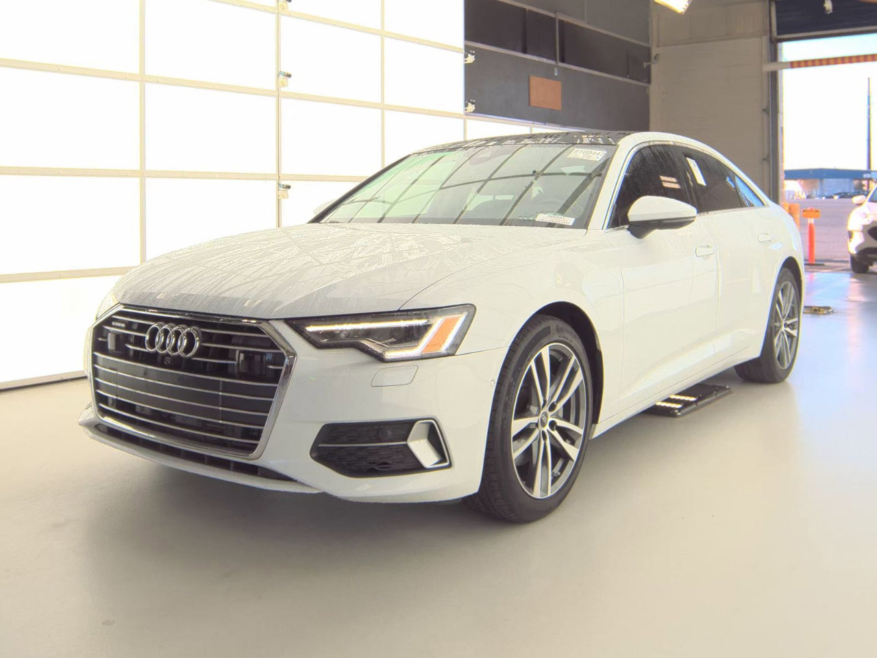 Used 2022 Audi A6 Premium Plus image 5