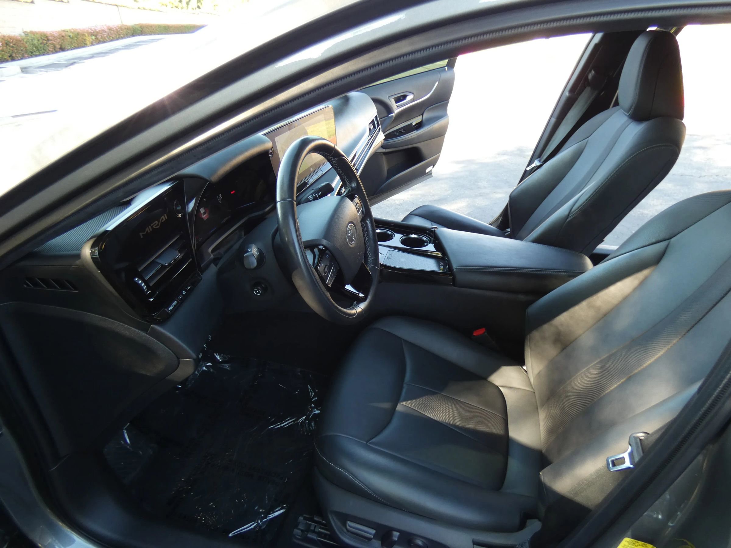 Used 2023 Toyota Mirai image 43