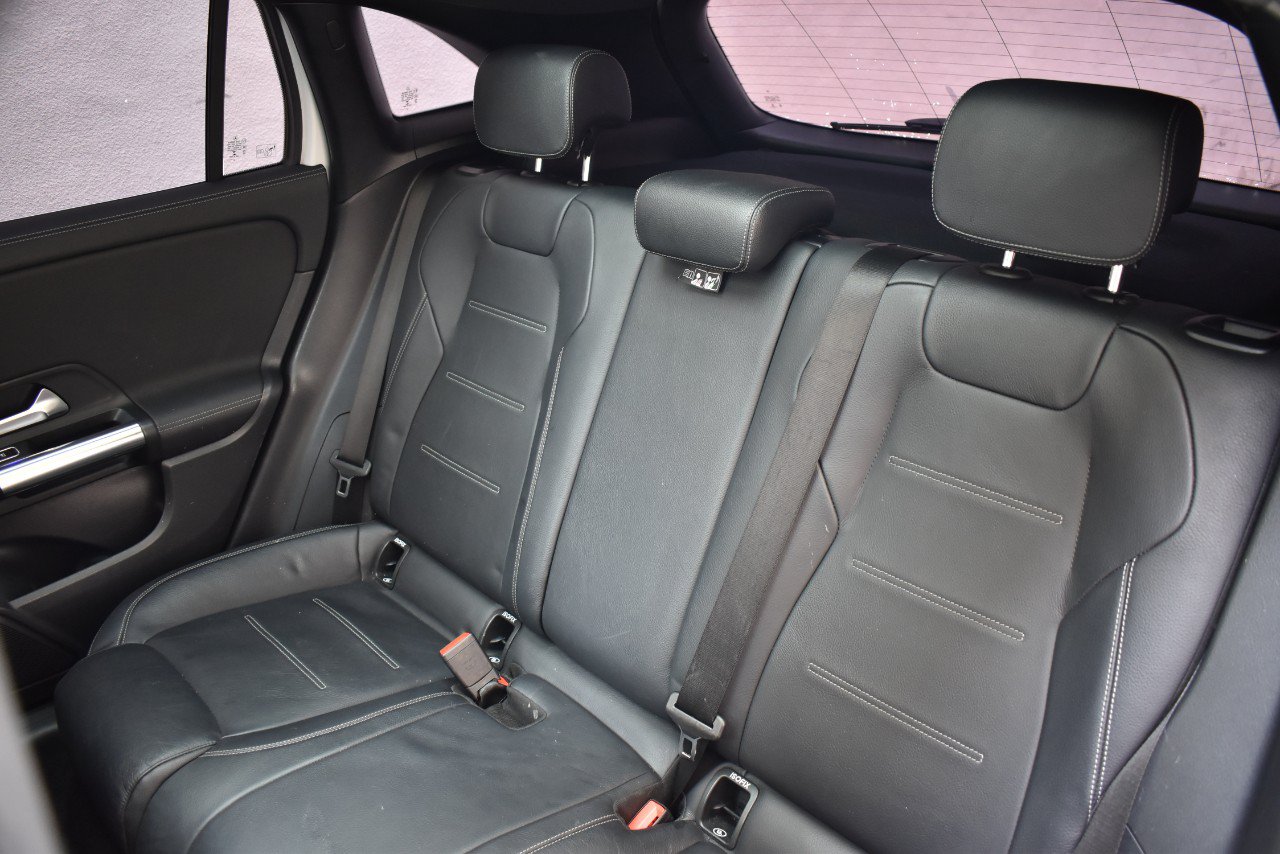 Used 2021 Mercedes-Benz GLA 35 AMG 4MATIC w/ Premium Package image 18