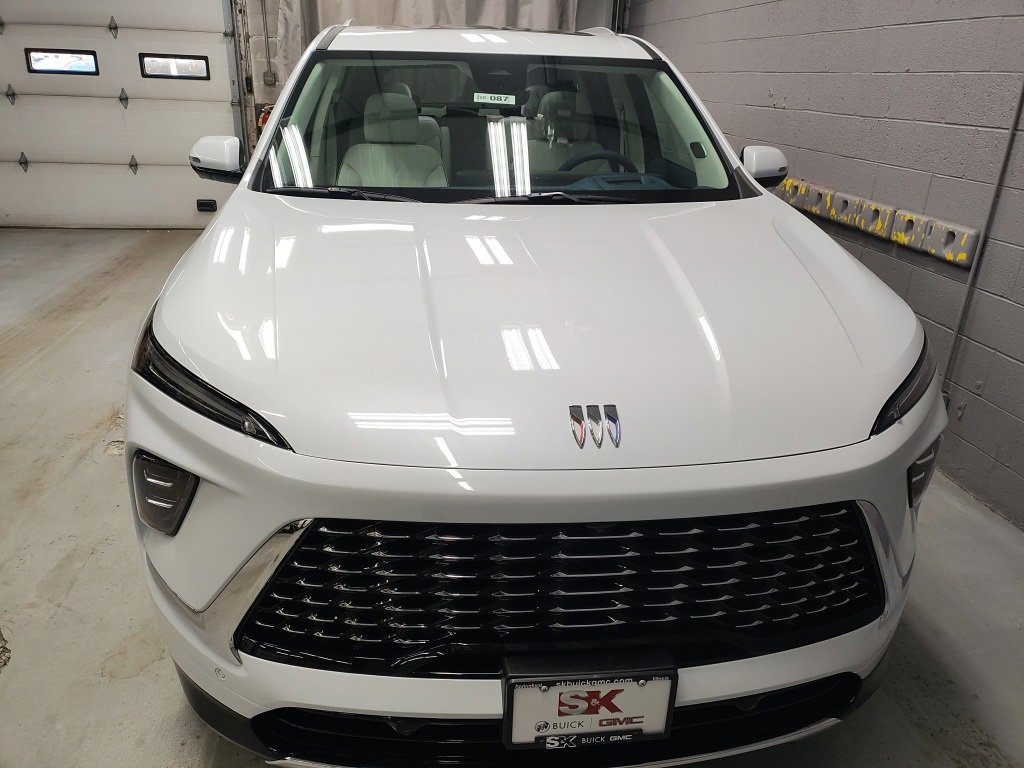 New 2026 Buick Enclave Avenir image 6