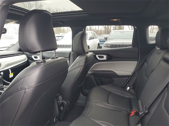 New 2026 Jeep Compass Limited w/ Sun, Sound & Navigation Group image 9