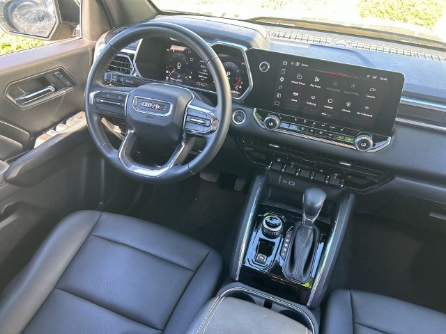 Used 2024 GMC Canyon Elevation w/ Elevation Premium Package AWD/4WD image 16