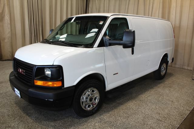 Used 2014 GMC Savana 3500 RWD image 4