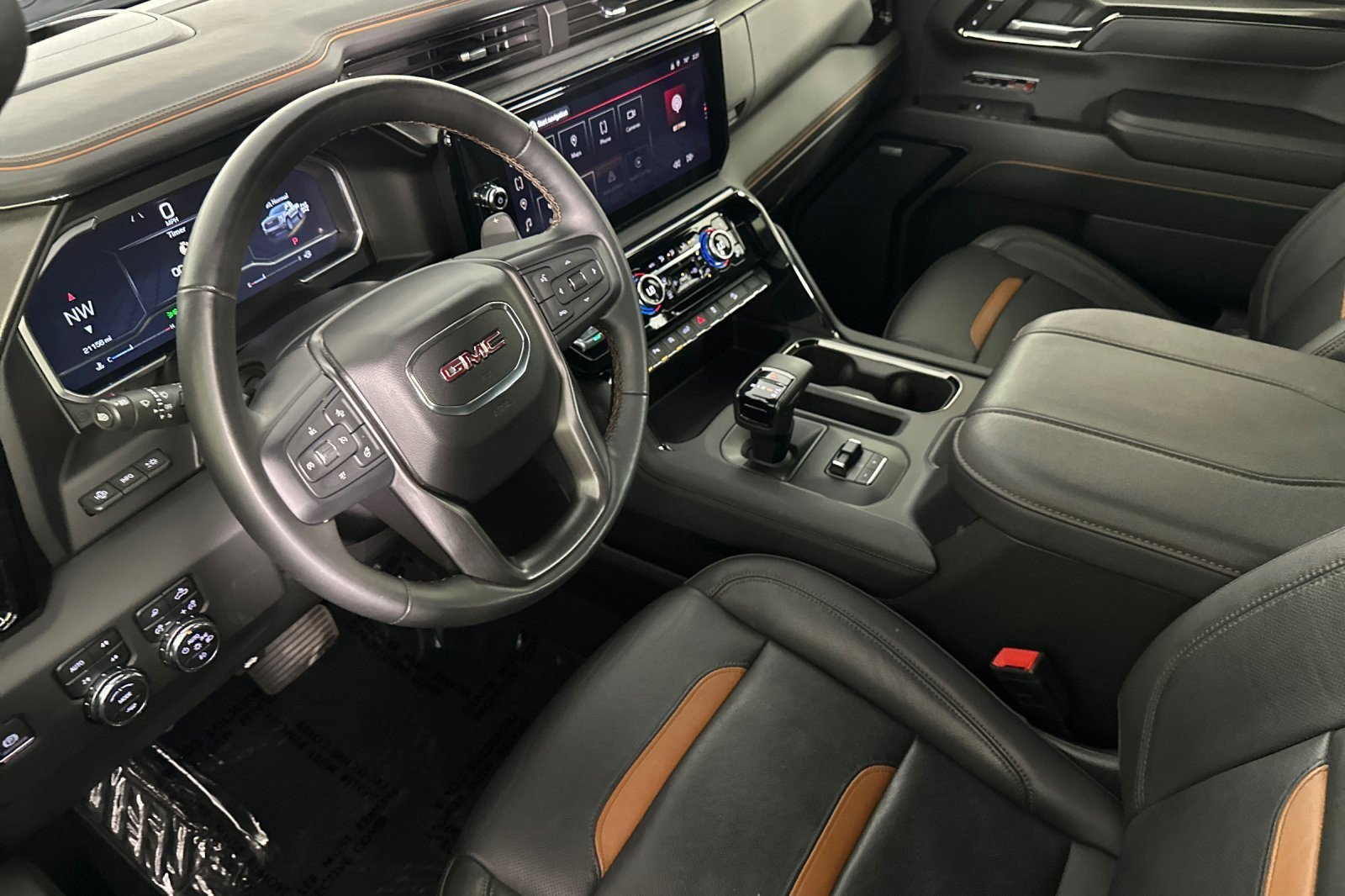 Used 2023 GMC Sierra 1500 AT4 w/ AT4 Premium Package image 9