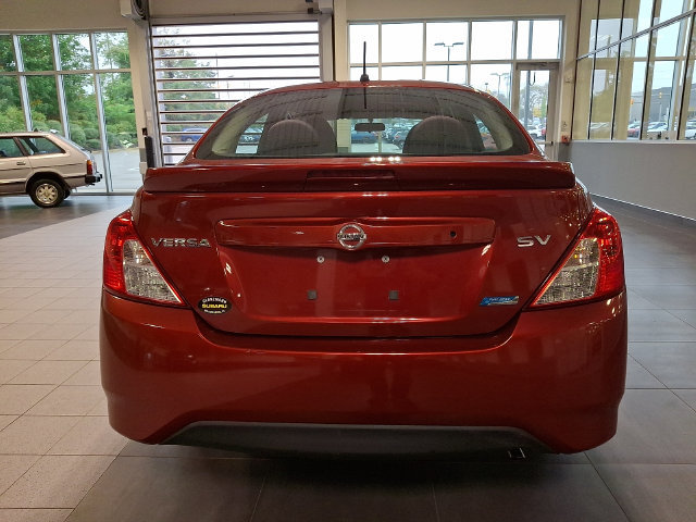 Used 2016 Nissan Versa SV FWD image 5
