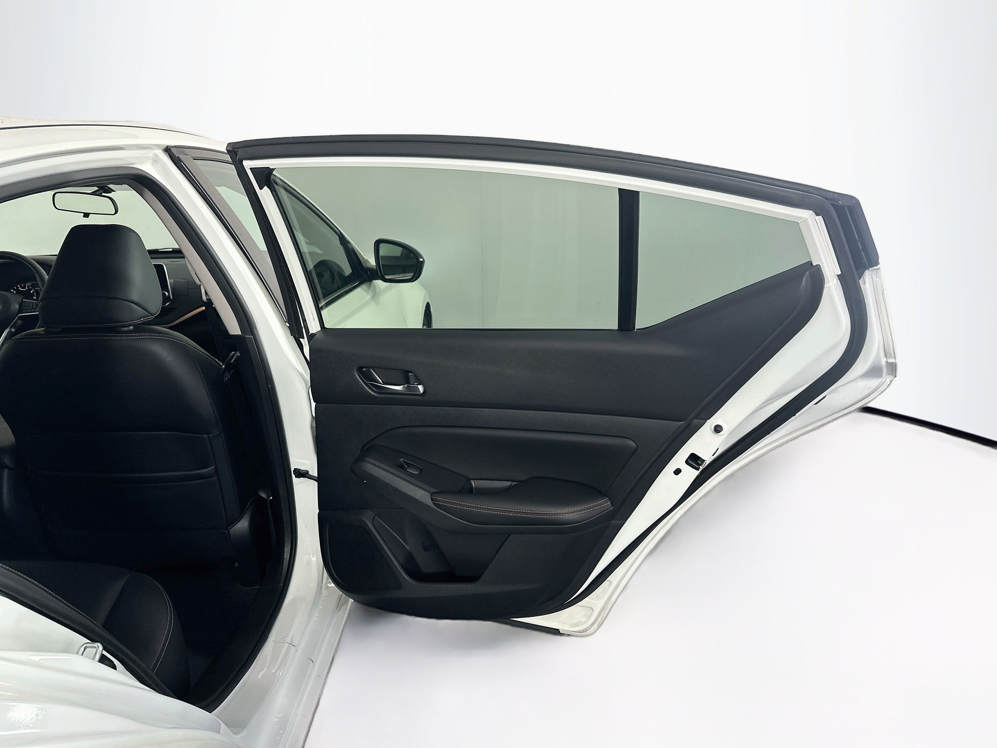 Used 2019 Nissan Altima 2.5 SR FWD image 30