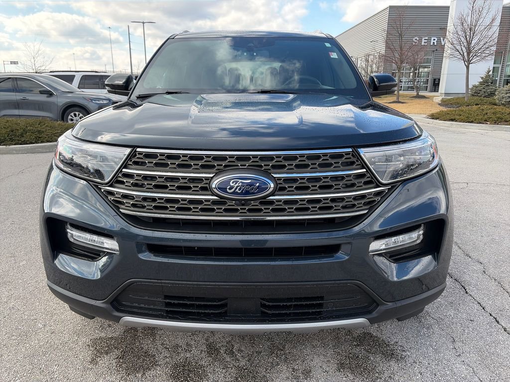 Used 2023 Ford Explorer King Ranch w/ Technology Package image 2