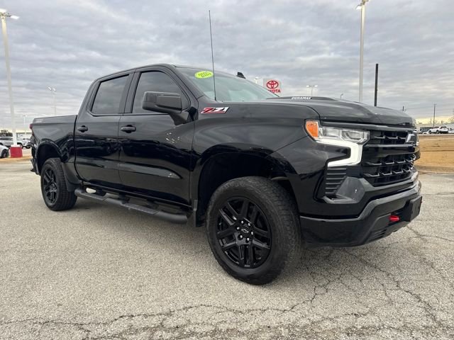 Used 2025 Chevrolet Silverado 1500 LT Trail Boss w/ Convenience Package II image 9