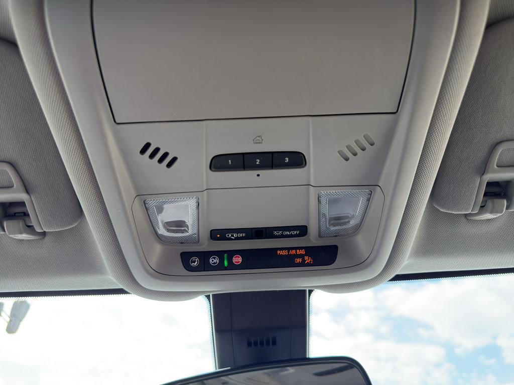 Used 2021 Chevrolet Equinox LT FWD image 24