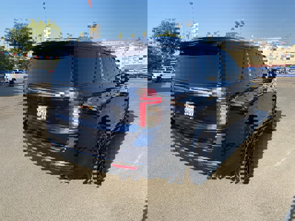 Used 2022 Chevrolet Tahoe High Country image 11