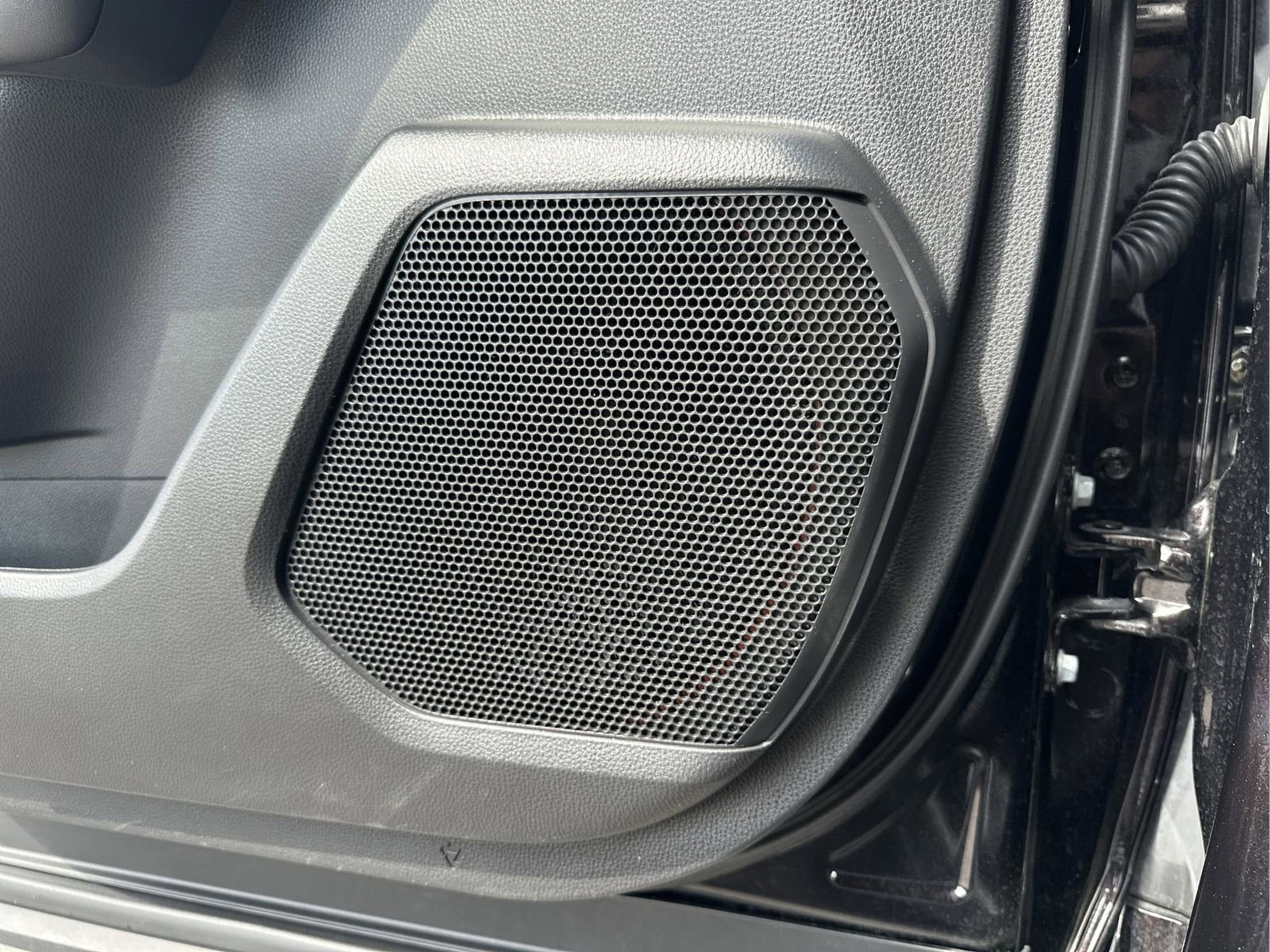 Used 2022 Toyota Highlander Limited image 27