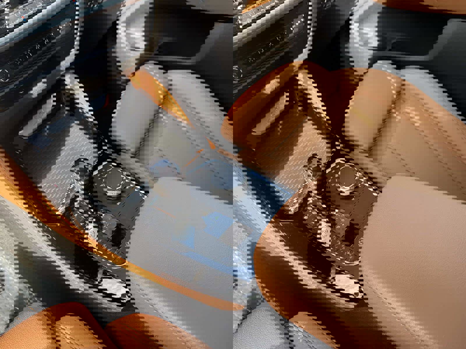 Used 2023 BMW X4 xDrive30i w/ Premium Package image 21