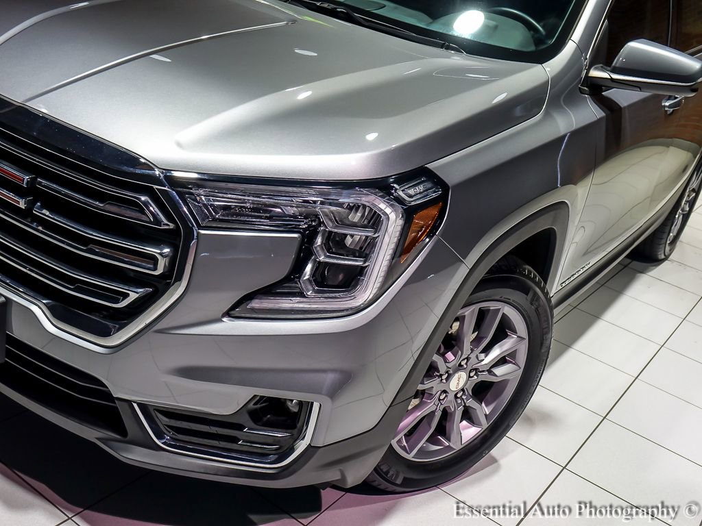 Used 2024 GMC Terrain SLT w/ Infotainment Package II image 7