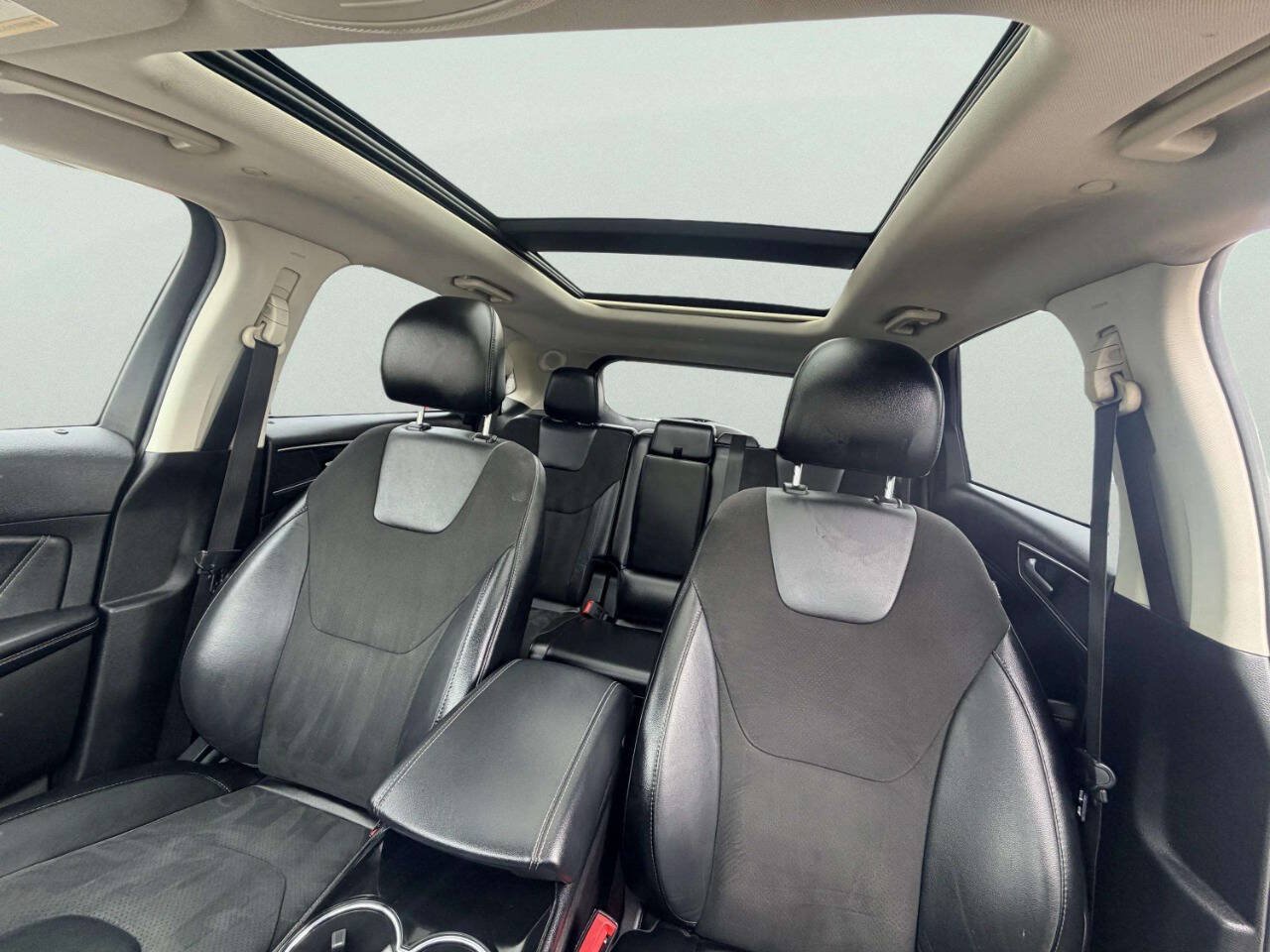 Used 2015 Ford Edge Sport w/ Equipment Group 401A AWD/4WD image 18