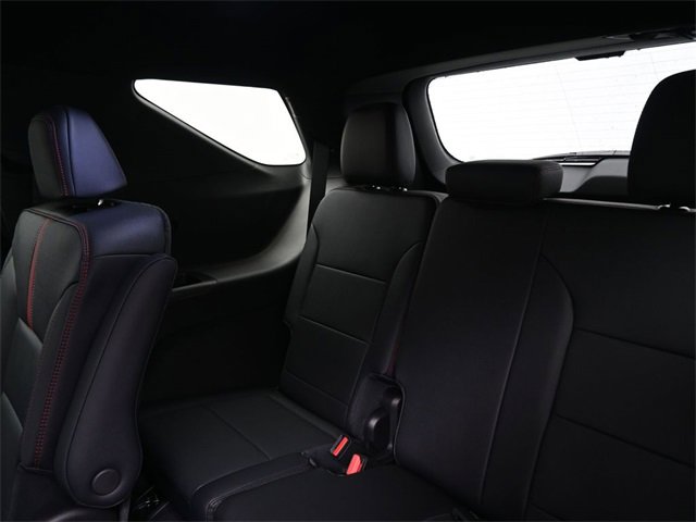 New 2026 Chevrolet Traverse RS w/ LPO, Floor Liner Package image 9