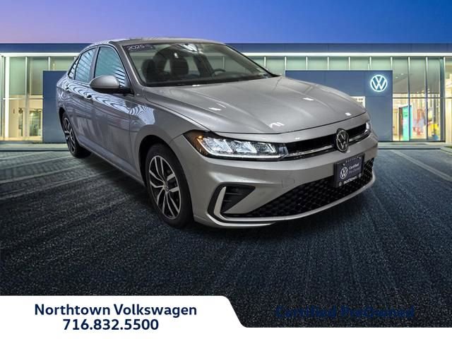 Certified 2025 Volkswagen Jetta SE FWD image 1