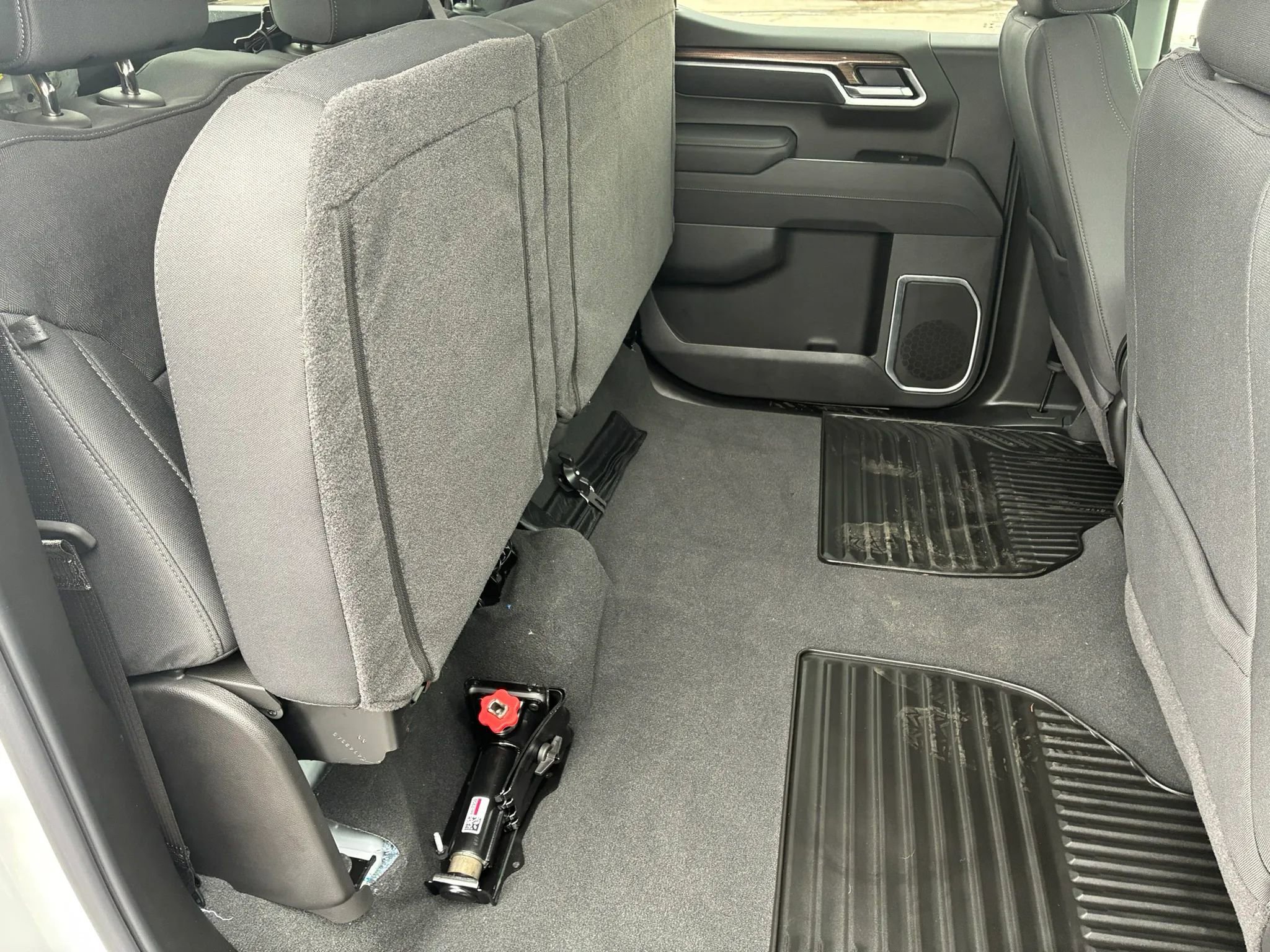 Used 2026 Chevrolet Silverado 1500 LT image 24