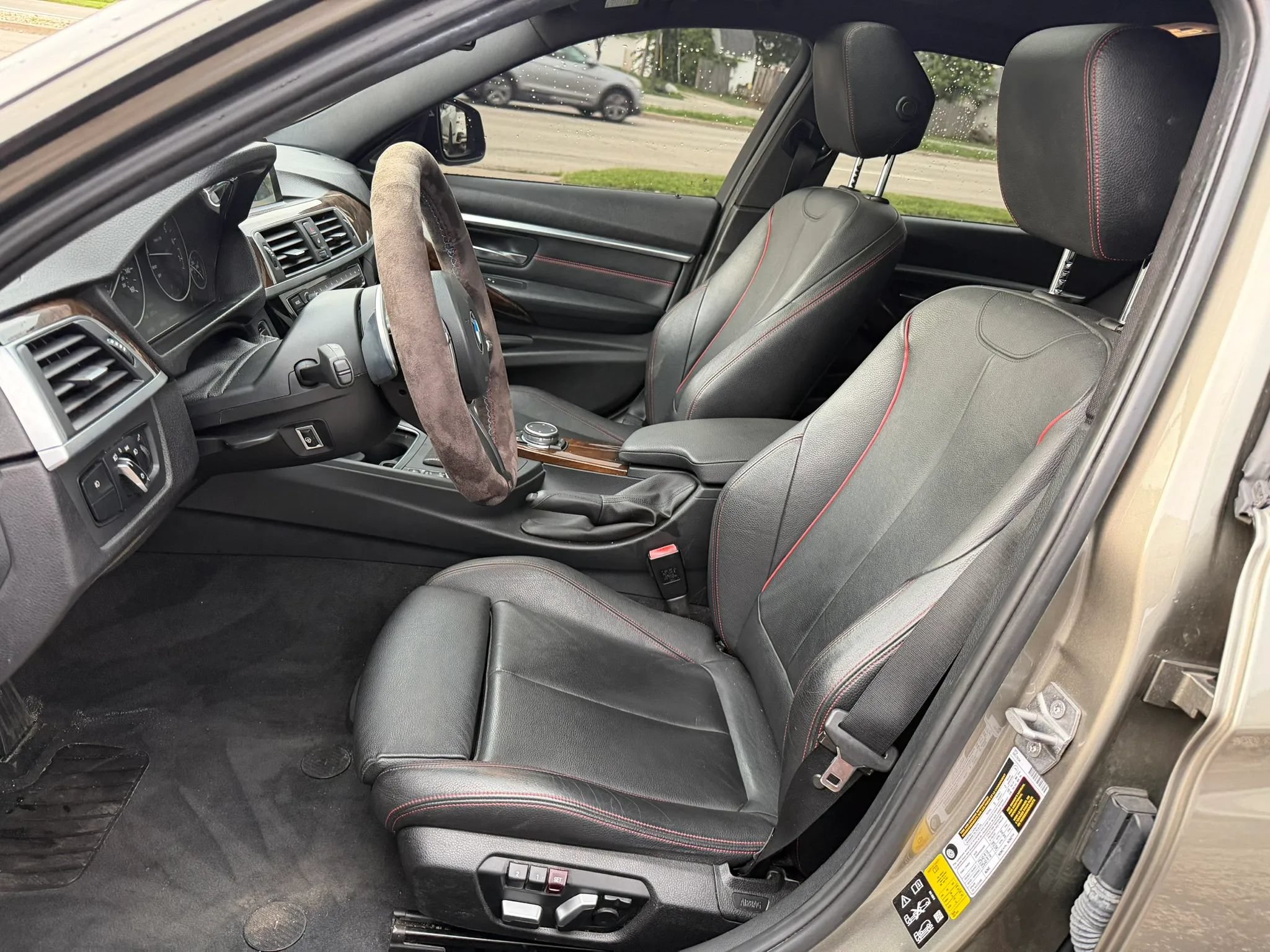 Used 2016 BMW 340i xDrive Sedan AWD/4WD image 28