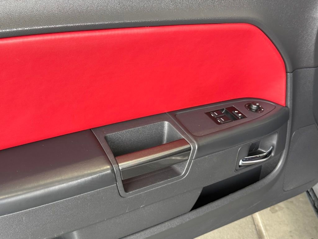 Used 2014 Dodge Challenger SXT Plus RWD image 17