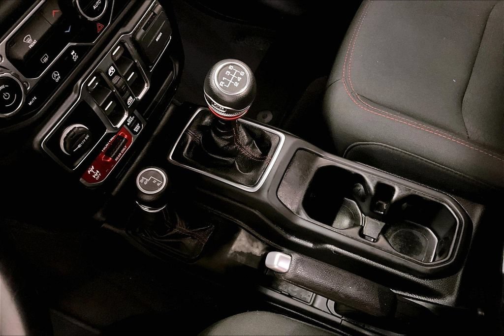 Used 2021 Jeep Gladiator Rubicon w/ Safety Group AWD/4WD image 19